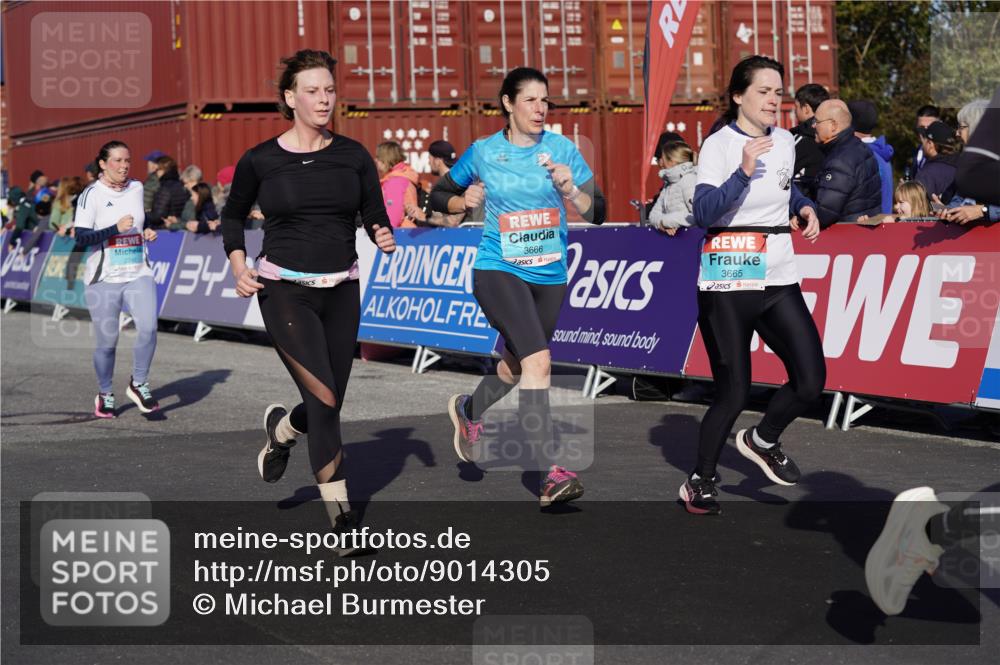 03.10.2025 - Köhlbrandbrückenlauf Michael Burmester http://msf.ph/oto/9014305 03.10.2025 10:14:19 Ziel 1456, 1735, 1843, 1925, 2345, 2749, 3168, 3326, 3644, 3665, 3666 meine-sportfotos.de