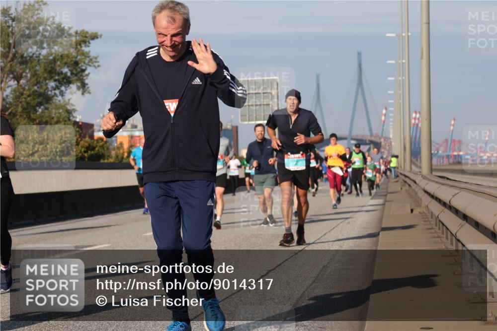 03.10.2025 - Köhlbrandbrückenlauf Luisa Fischer http://msf.ph/oto/9014317 03.10.2025 10:58:32 Position 3  meine-sportfotos.de