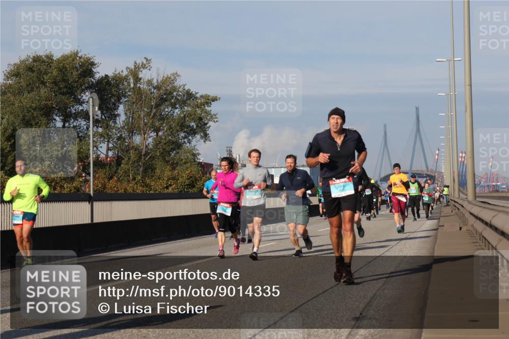 03.10.2025 - Köhlbrandbrückenlauf Luisa Fischer http://msf.ph/oto/9014335 03.10.2025 10:58:34 Position 3  meine-sportfotos.de