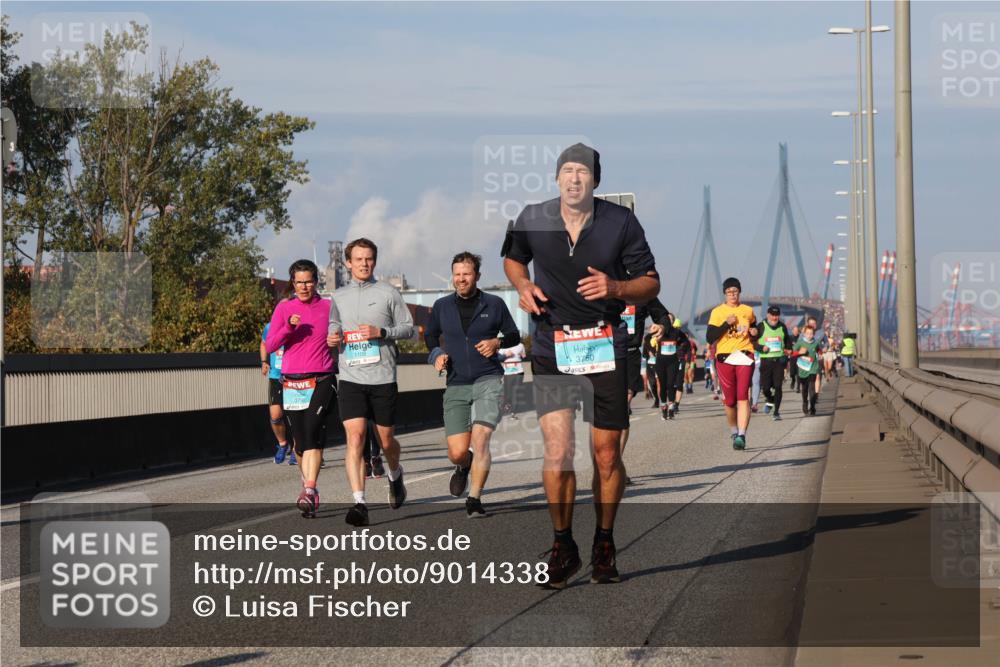 03.10.2025 - Köhlbrandbrückenlauf Luisa Fischer http://msf.ph/oto/9014338 03.10.2025 10:58:34 Position 3  meine-sportfotos.de