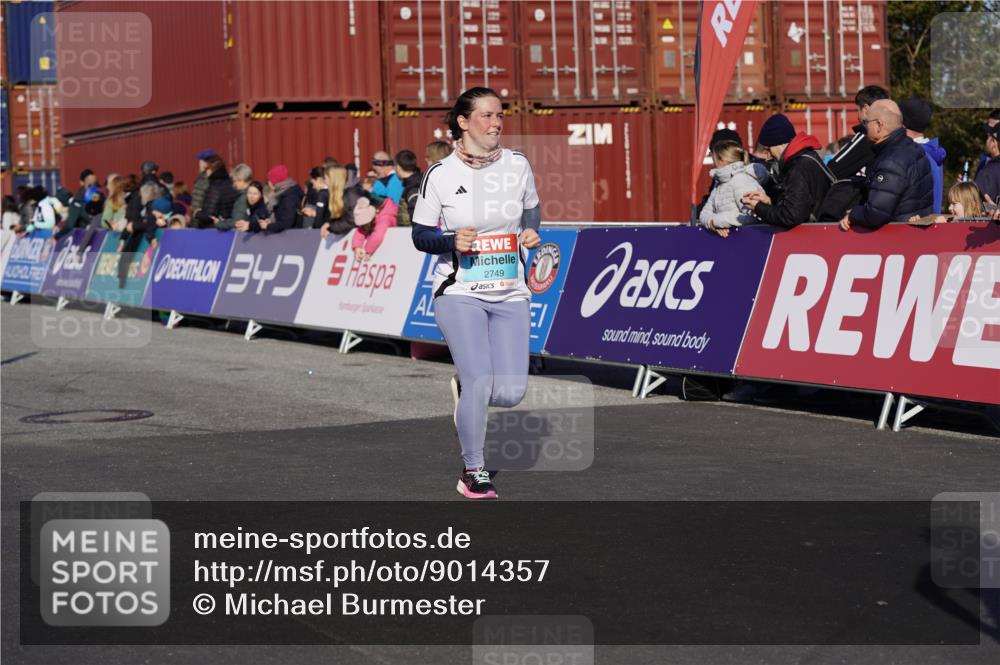 03.10.2025 - Köhlbrandbrückenlauf Michael Burmester http://msf.ph/oto/9014357 03.10.2025 10:14:21 Ziel 1456, 1735, 1925, 2749, 3168, 3326, 3461, 3644, 3665, 3666 meine-sportfotos.de