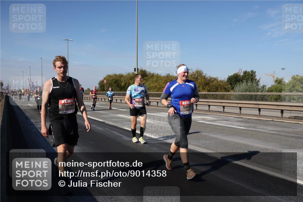 03.10.2025 - Köhlbrandbrückenlauf Julia Fischer http://msf.ph/oto/9014358 03.10.2025 13:09:25 Position 3 5745, 4852 meine-sportfotos.de