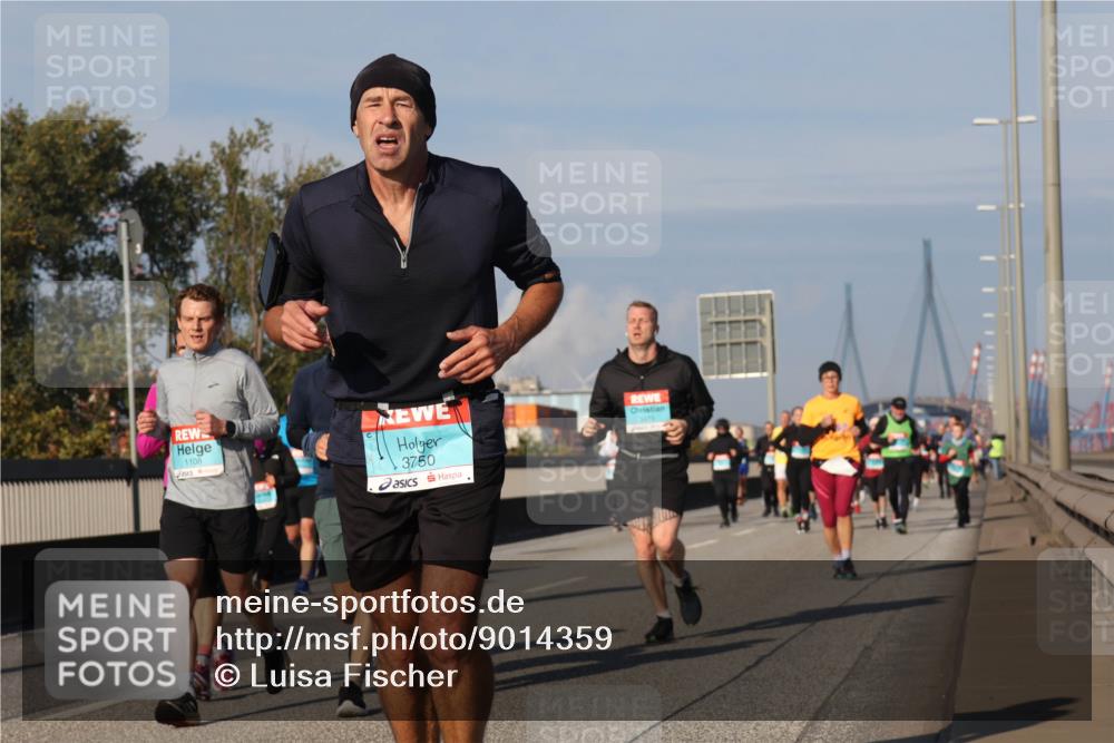 03.10.2025 - Köhlbrandbrückenlauf Luisa Fischer http://msf.ph/oto/9014359 03.10.2025 10:58:36 Position 3 1108, 3750 meine-sportfotos.de