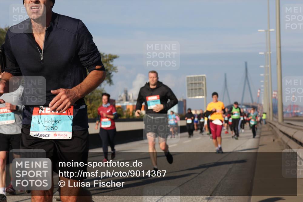 03.10.2025 - Köhlbrandbrückenlauf Luisa Fischer http://msf.ph/oto/9014367 03.10.2025 10:58:37 Position 3 1108, 3750 meine-sportfotos.de