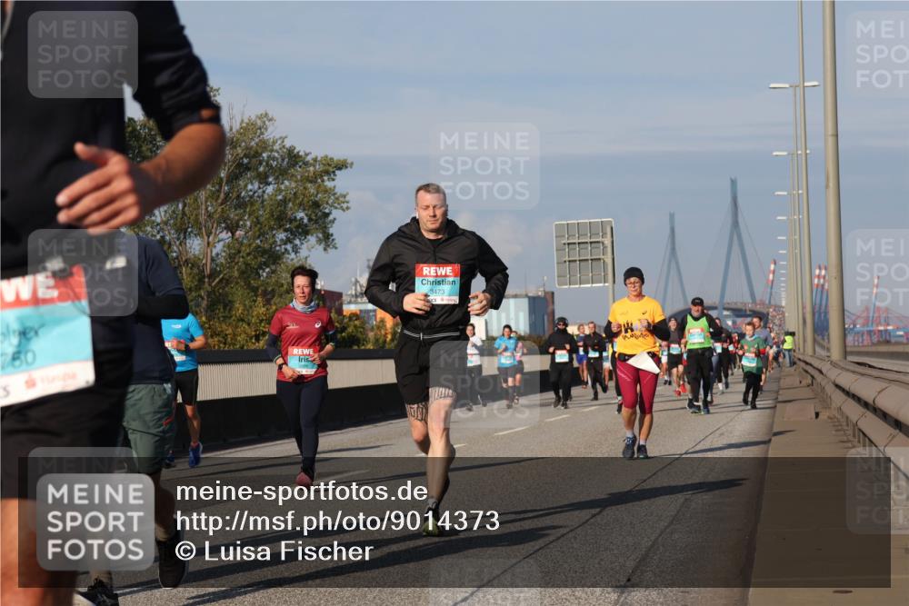 03.10.2025 - Köhlbrandbrückenlauf Luisa Fischer http://msf.ph/oto/9014373 03.10.2025 10:58:37 Position 3 750, 3473 meine-sportfotos.de