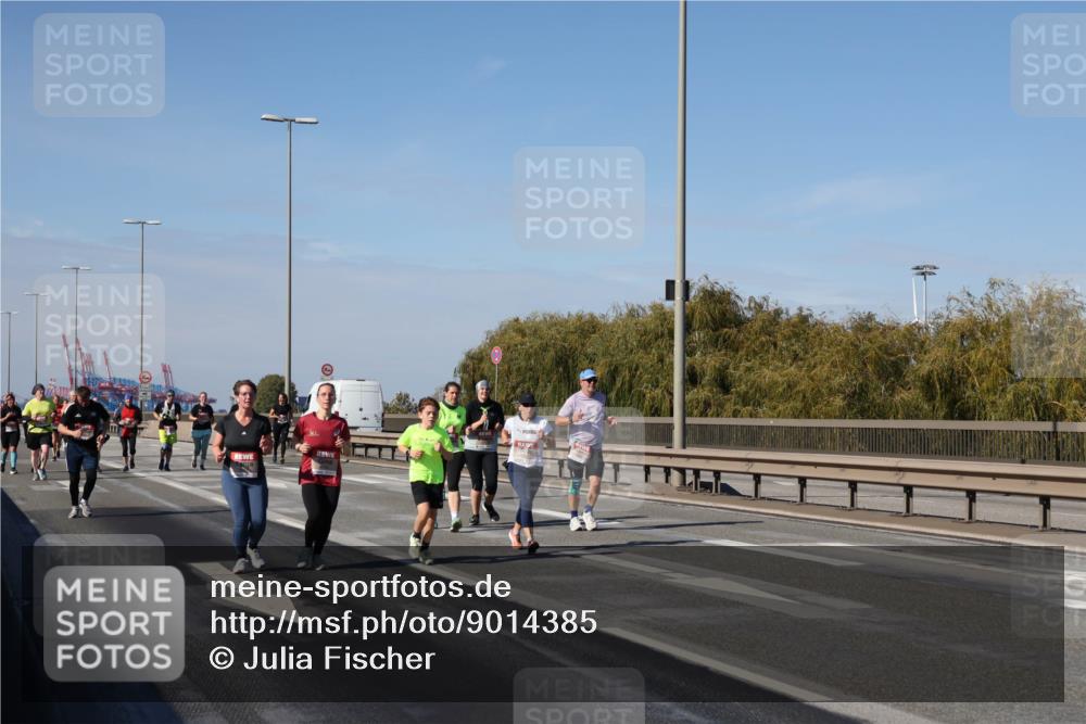 03.10.2025 - Köhlbrandbrückenlauf Julia Fischer http://msf.ph/oto/9014385 03.10.2025 13:09:34 Position 3  meine-sportfotos.de
