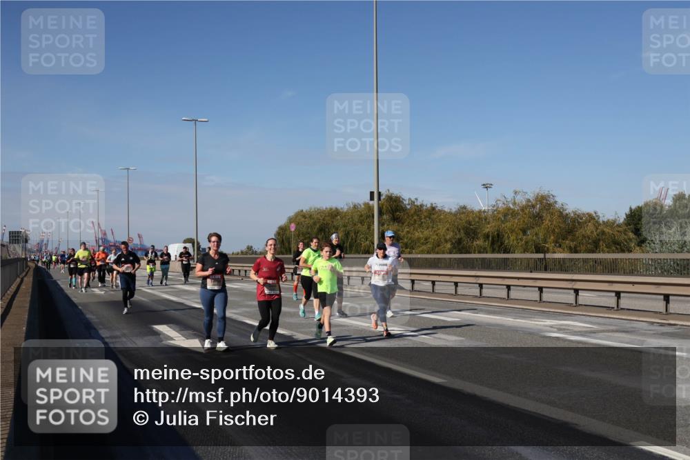 03.10.2025 - Köhlbrandbrückenlauf Julia Fischer http://msf.ph/oto/9014393 03.10.2025 13:09:35 Position 3  meine-sportfotos.de