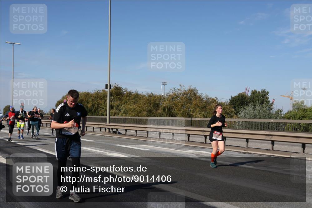 03.10.2025 - Köhlbrandbrückenlauf Julia Fischer http://msf.ph/oto/9014406 03.10.2025 13:09:41 Position 3  meine-sportfotos.de