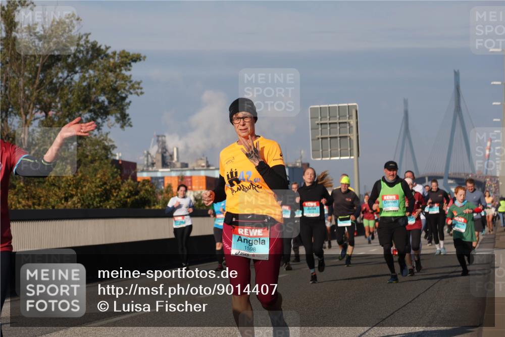 03.10.2025 - Köhlbrandbrückenlauf Luisa Fischer http://msf.ph/oto/9014407 03.10.2025 10:58:40 Position 3 1598 meine-sportfotos.de