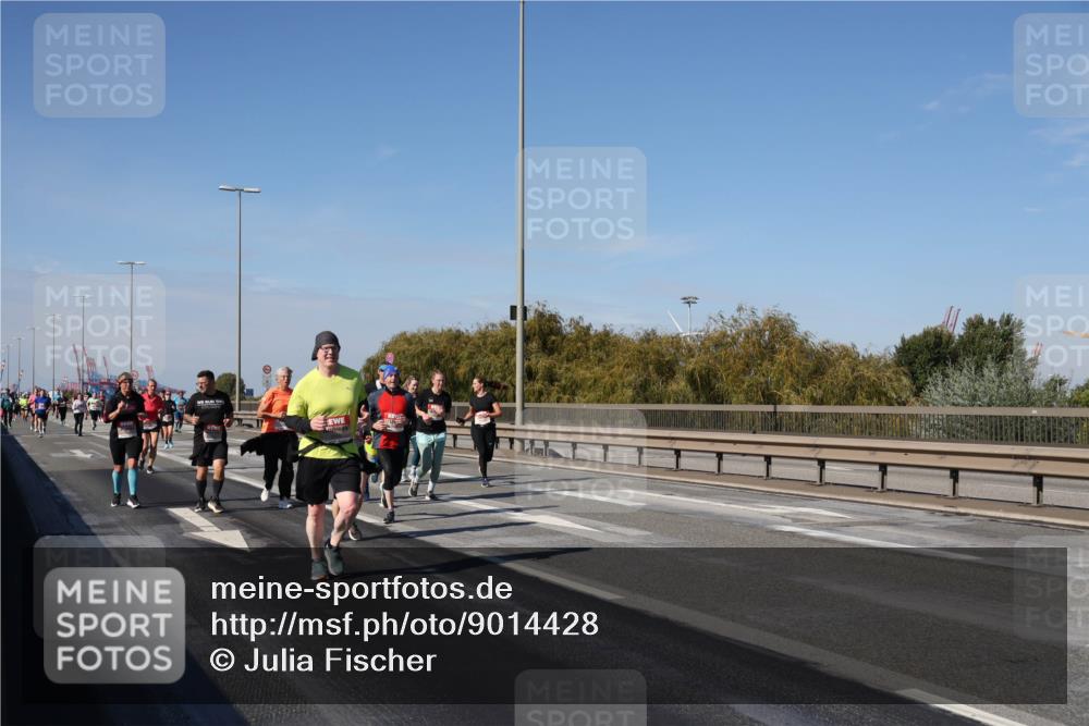 03.10.2025 - Köhlbrandbrückenlauf Julia Fischer http://msf.ph/oto/9014428 03.10.2025 13:09:44 Position 3  meine-sportfotos.de