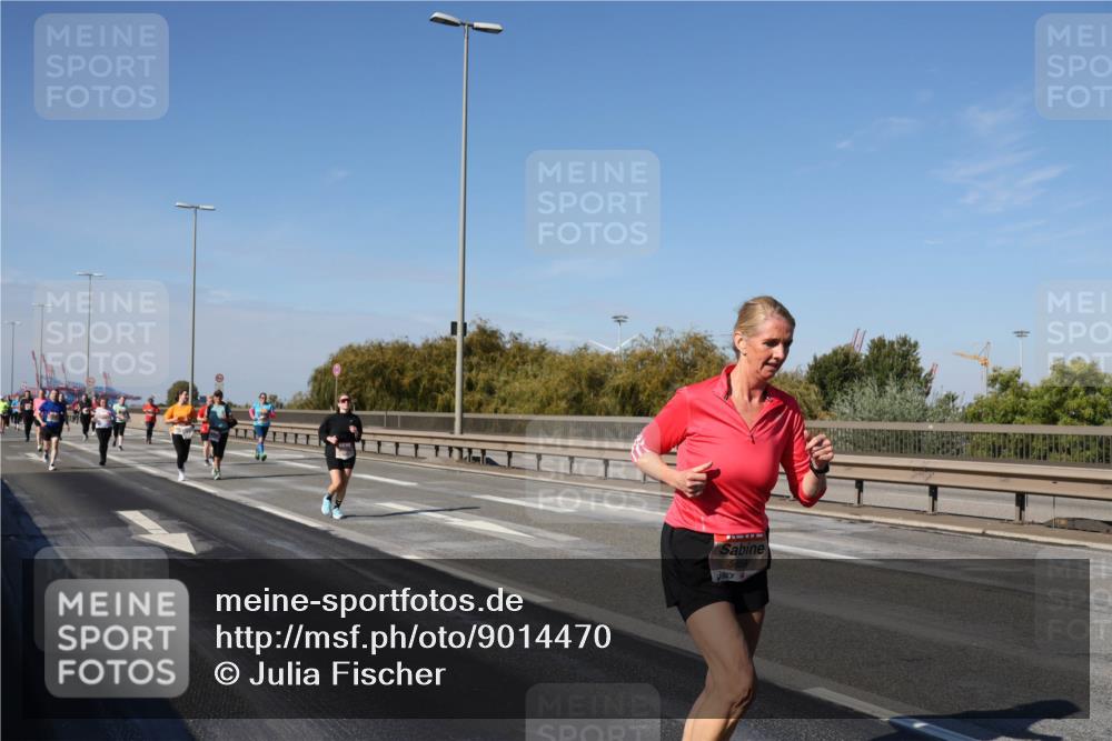 03.10.2025 - Köhlbrandbrückenlauf Julia Fischer http://msf.ph/oto/9014470 03.10.2025 13:09:52 Position 3 5659 meine-sportfotos.de