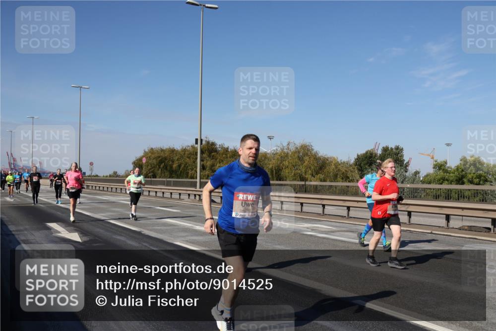 03.10.2025 - Köhlbrandbrückenlauf Julia Fischer http://msf.ph/oto/9014525 03.10.2025 13:10:00 Position 3 4898 meine-sportfotos.de