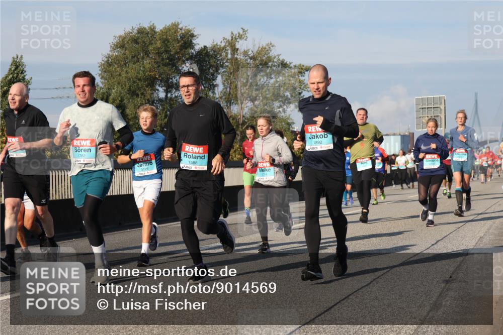 03.10.2025 - Köhlbrandbrückenlauf Luisa Fischer http://msf.ph/oto/9014569 03.10.2025 10:58:57 Position 3 1782, 1588, 3126, 1714, 1892 meine-sportfotos.de
