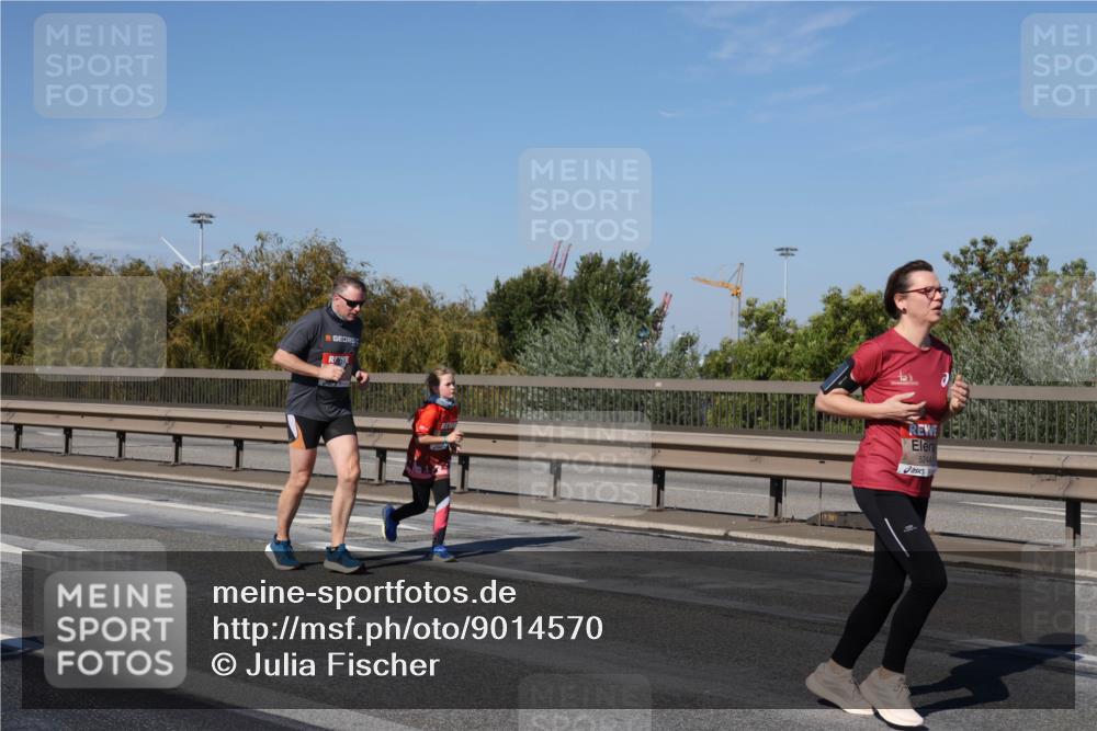 03.10.2025 - Köhlbrandbrückenlauf Julia Fischer http://msf.ph/oto/9014570 03.10.2025 13:10:12 Position 3 5244 meine-sportfotos.de