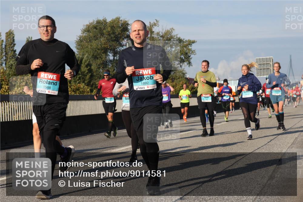 03.10.2025 - Köhlbrandbrückenlauf Luisa Fischer http://msf.ph/oto/9014581 03.10.2025 10:58:58 Position 3 1892, 1588, 17 meine-sportfotos.de