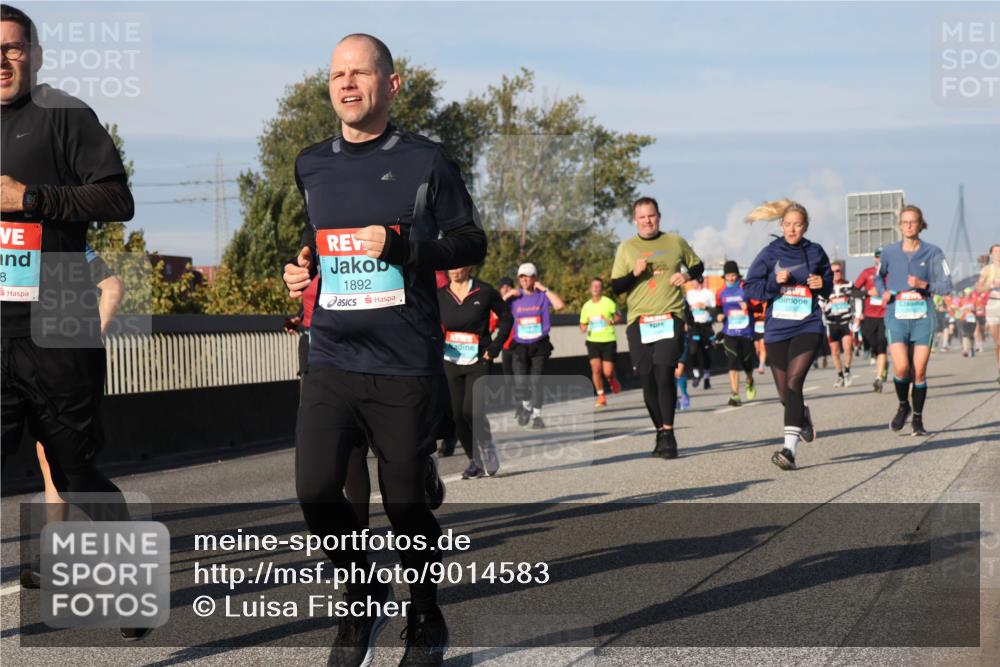 03.10.2025 - Köhlbrandbrückenlauf Luisa Fischer http://msf.ph/oto/9014583 03.10.2025 10:58:59 Position 3 8, 1892 meine-sportfotos.de