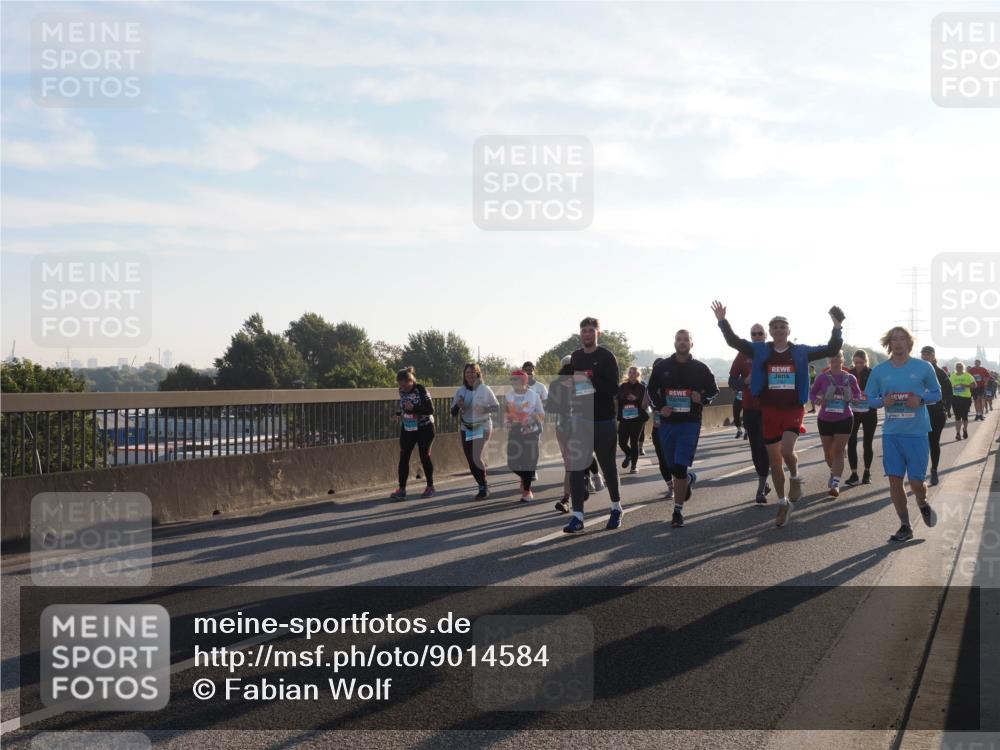 03.10.2025 - Köhlbrandbrückenlauf Fabian Wolf http://msf.ph/oto/9014584 03.10.2025 09:24:45 Position 3  meine-sportfotos.de