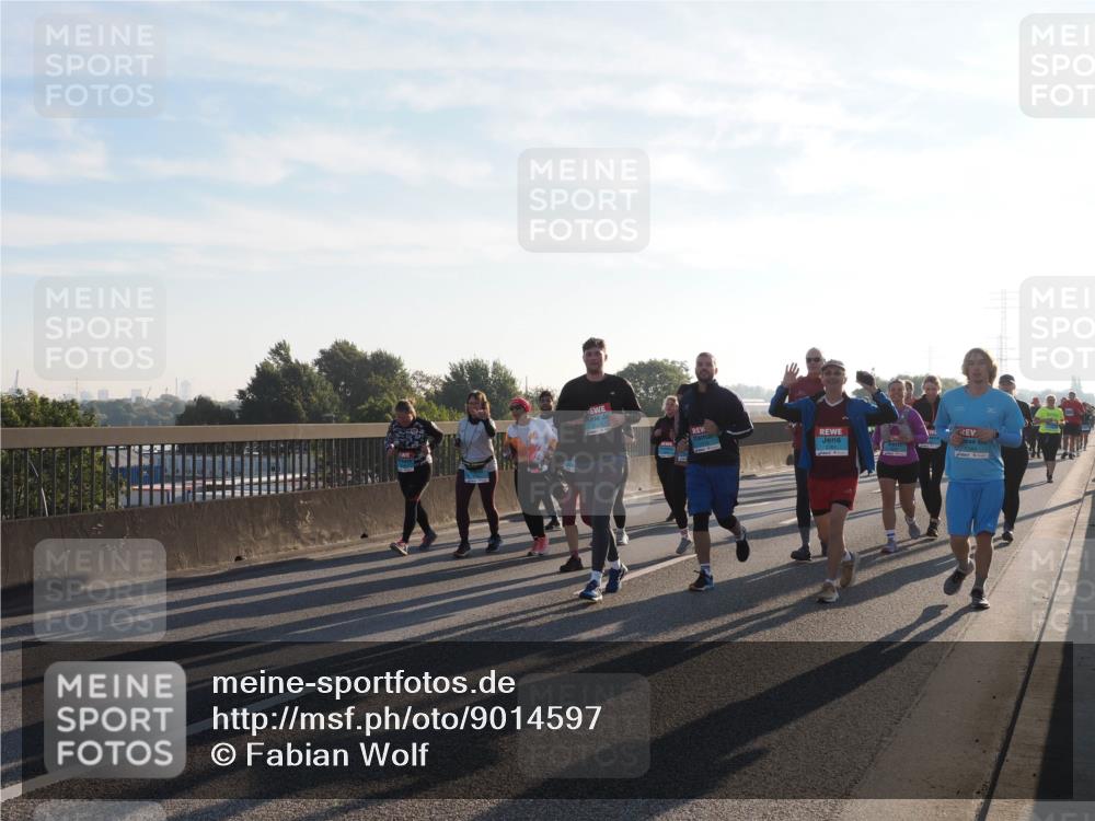 03.10.2025 - Köhlbrandbrückenlauf Fabian Wolf http://msf.ph/oto/9014597 03.10.2025 09:24:46 Position 3  meine-sportfotos.de