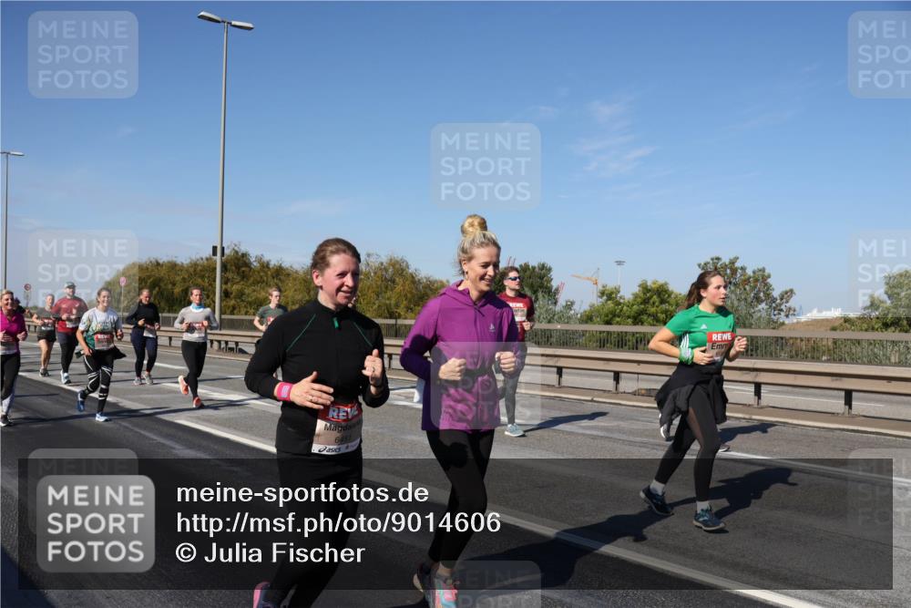 03.10.2025 - Köhlbrandbrückenlauf Julia Fischer http://msf.ph/oto/9014606 03.10.2025 13:10:22 Position 3 6451 meine-sportfotos.de
