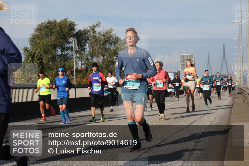 03.10.2025 - Köhlbrandbrückenlauf Luisa Fischer http://msf.ph/oto/9014619 03.10.2025 10:59:02 Position 3 3372 meine-sportfotos.de