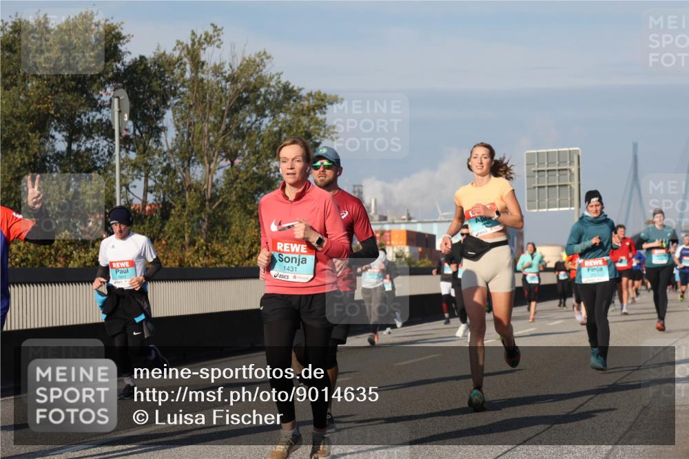 03.10.2025 - Köhlbrandbrückenlauf Luisa Fischer http://msf.ph/oto/9014635 03.10.2025 10:59:04 Position 3 1852, 1431 meine-sportfotos.de