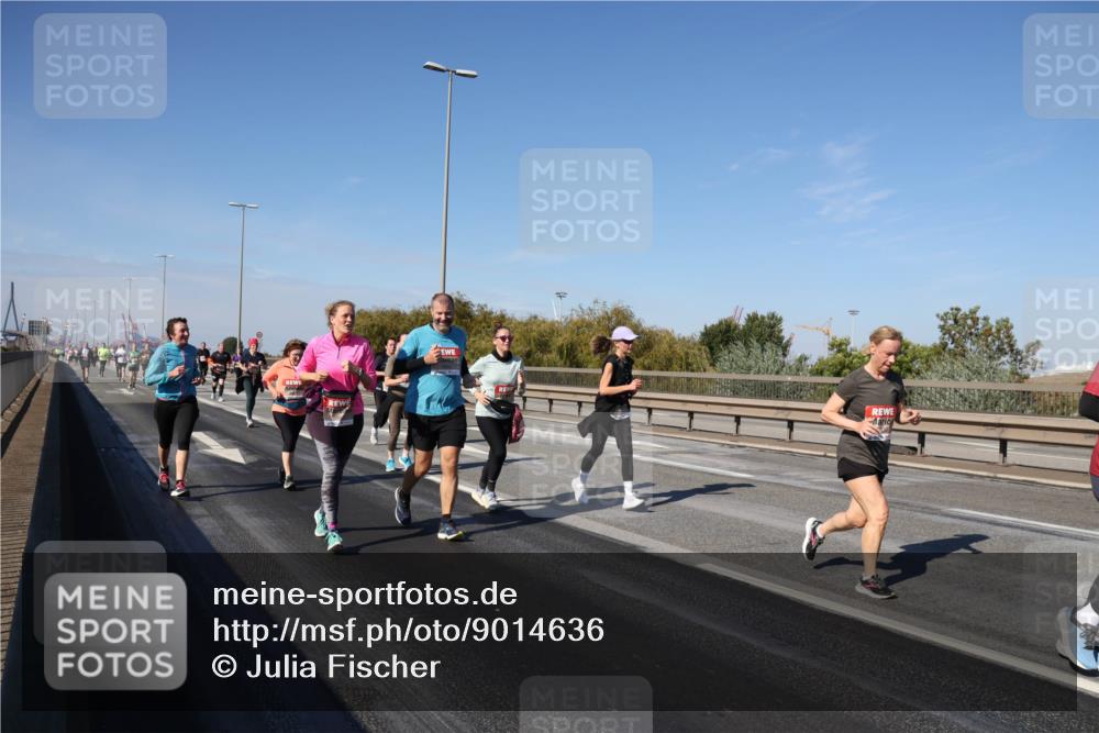 03.10.2025 - Köhlbrandbrückenlauf Julia Fischer http://msf.ph/oto/9014636 03.10.2025 13:10:28 Position 3  meine-sportfotos.de