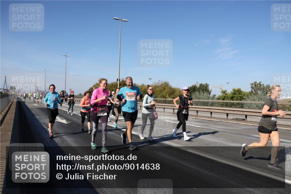 03.10.2025 - Köhlbrandbrückenlauf Julia Fischer http://msf.ph/oto/9014638 03.10.2025 13:10:28 Position 3  meine-sportfotos.de
