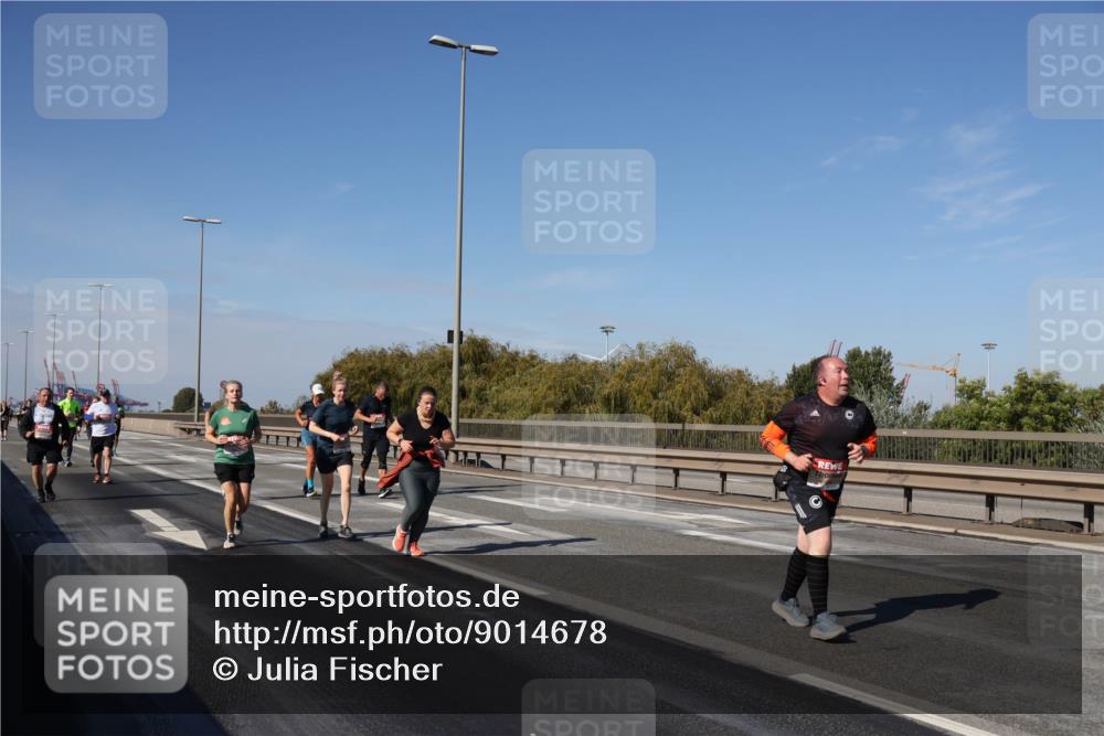 03.10.2025 - Köhlbrandbrückenlauf Julia Fischer http://msf.ph/oto/9014678 03.10.2025 13:10:37 Position 3  meine-sportfotos.de