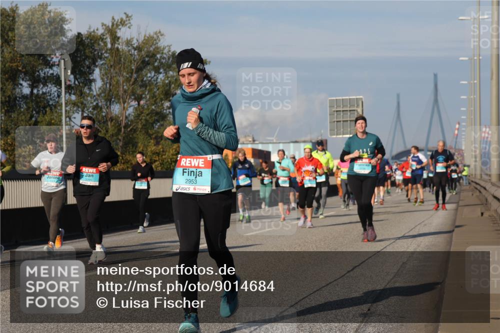 03.10.2025 - Köhlbrandbrückenlauf Luisa Fischer http://msf.ph/oto/9014684 03.10.2025 10:59:08 Position 3 361, 3395, 2953, 1, 25 meine-sportfotos.de
