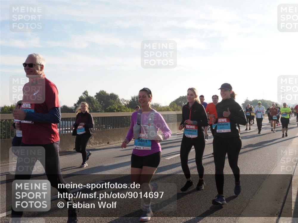 03.10.2025 - Köhlbrandbrückenlauf Fabian Wolf http://msf.ph/oto/9014697 03.10.2025 09:24:49 Position 3 2637, 2284, 2271 meine-sportfotos.de