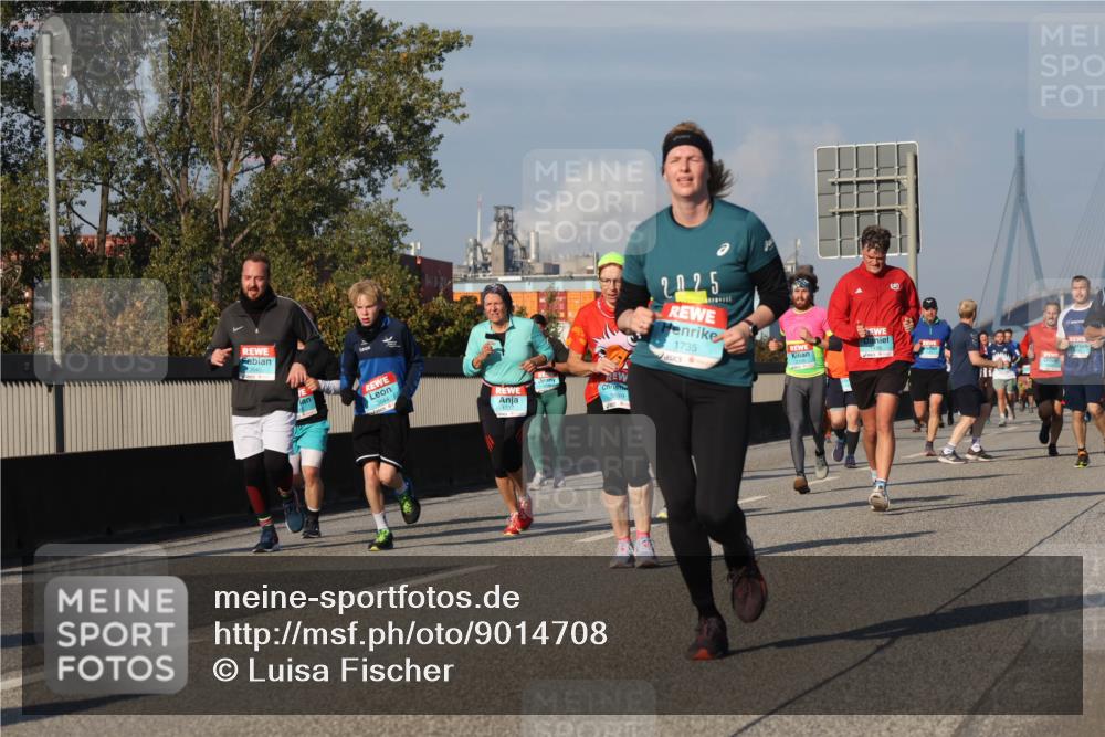 03.10.2025 - Köhlbrandbrückenlauf Luisa Fischer http://msf.ph/oto/9014708 03.10.2025 10:59:11 Position 3 3644, 2025, 1735 meine-sportfotos.de