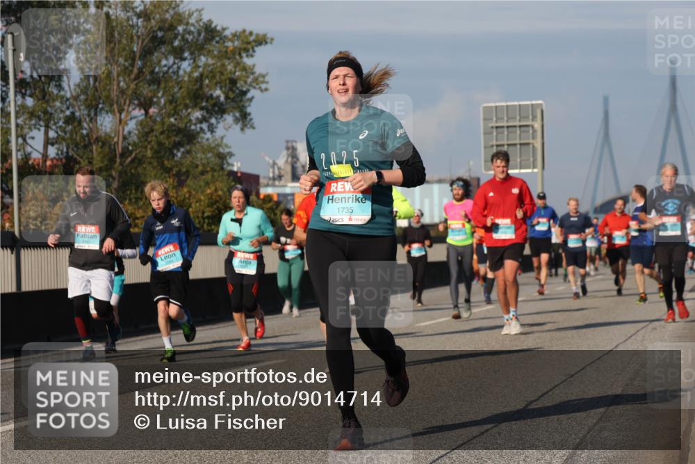 03.10.2025 - Köhlbrandbrückenlauf Luisa Fischer http://msf.ph/oto/9014714 03.10.2025 10:59:11 Position 3 3044, 2025, 1735, 401 meine-sportfotos.de