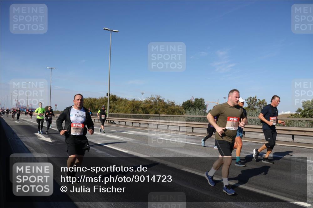 03.10.2025 - Köhlbrandbrückenlauf Julia Fischer http://msf.ph/oto/9014723 03.10.2025 13:10:43 Position 3 6759, 6118 meine-sportfotos.de