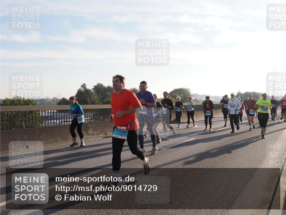 03.10.2025 - Köhlbrandbrückenlauf Fabian Wolf http://msf.ph/oto/9014729 03.10.2025 09:24:51 Position 3 2163 meine-sportfotos.de