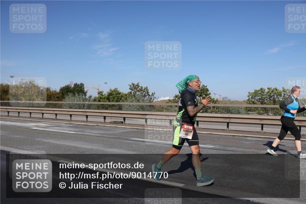 03.10.2025 - Köhlbrandbrückenlauf Julia Fischer http://msf.ph/oto/9014770 03.10.2025 13:10:51 Position 3  meine-sportfotos.de