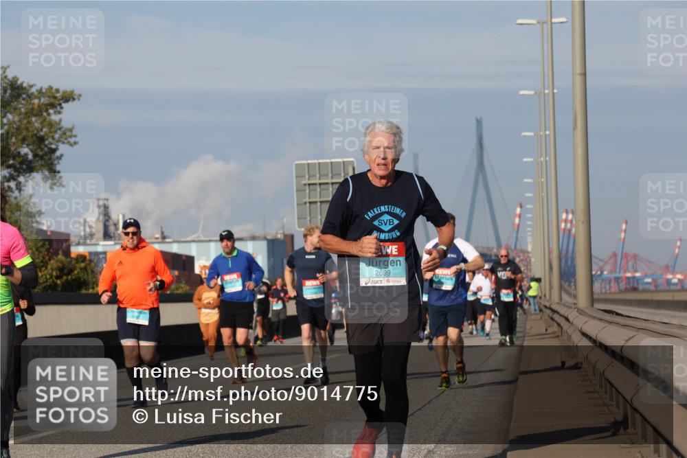 03.10.2025 - Köhlbrandbrückenlauf Luisa Fischer http://msf.ph/oto/9014775 03.10.2025 10:59:17 Position 3 2699 meine-sportfotos.de
