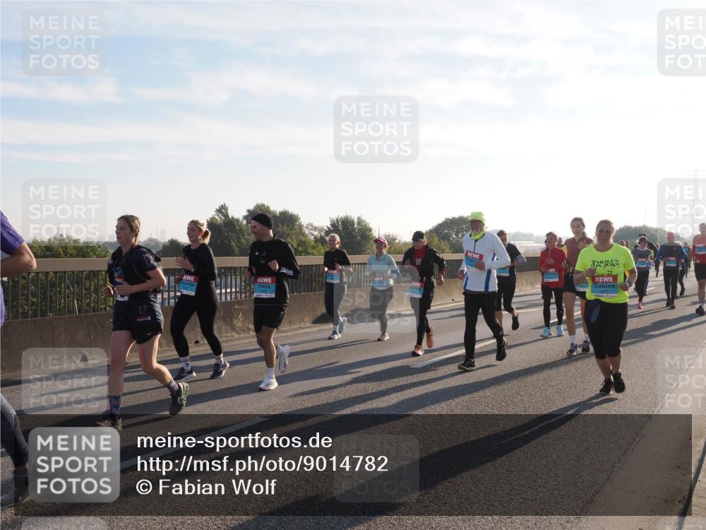 03.10.2025 - Köhlbrandbrückenlauf Fabian Wolf http://msf.ph/oto/9014782 03.10.2025 09:24:53 Position 3 1800 meine-sportfotos.de