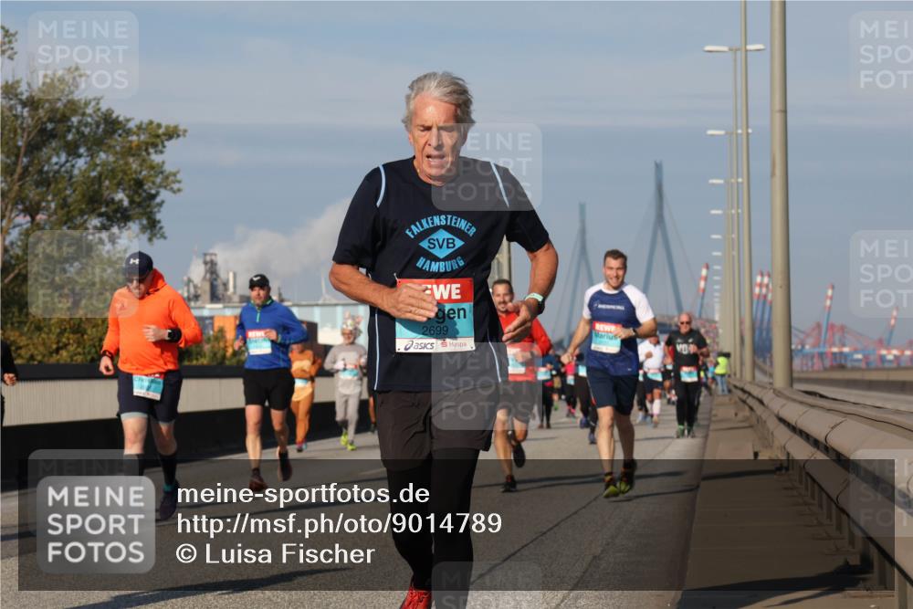 03.10.2025 - Köhlbrandbrückenlauf Luisa Fischer http://msf.ph/oto/9014789 03.10.2025 10:59:18 Position 3 2699 meine-sportfotos.de