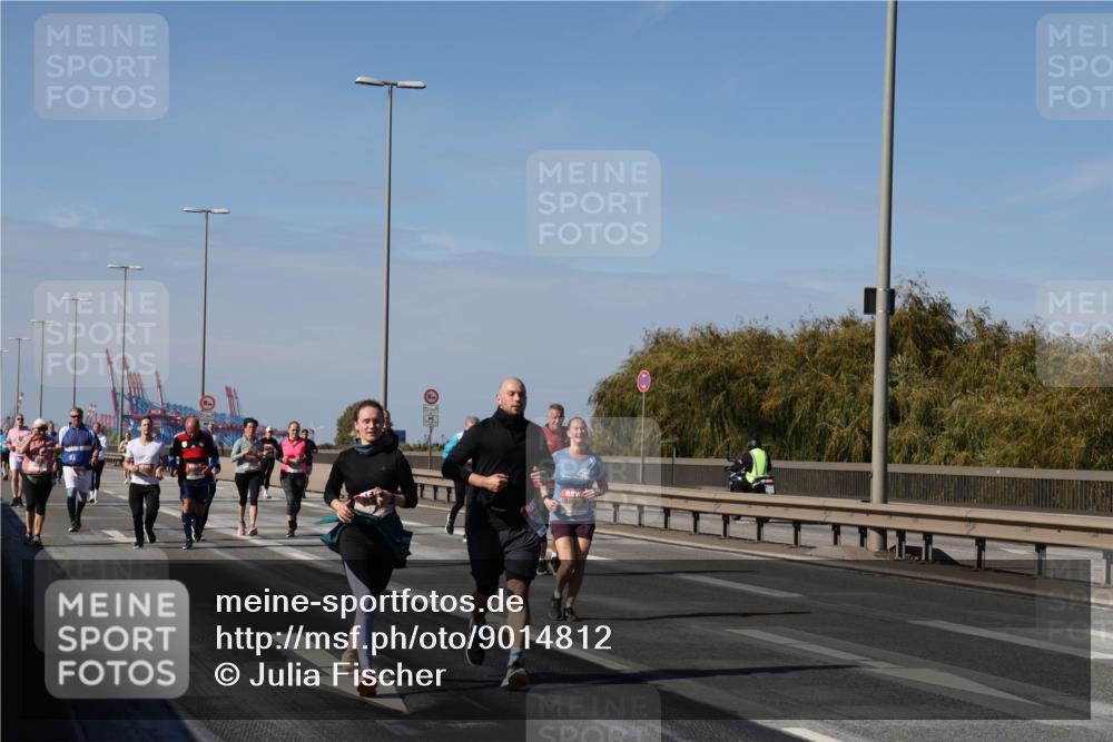 03.10.2025 - Köhlbrandbrückenlauf Julia Fischer http://msf.ph/oto/9014812 03.10.2025 13:11:00 Position 3  meine-sportfotos.de