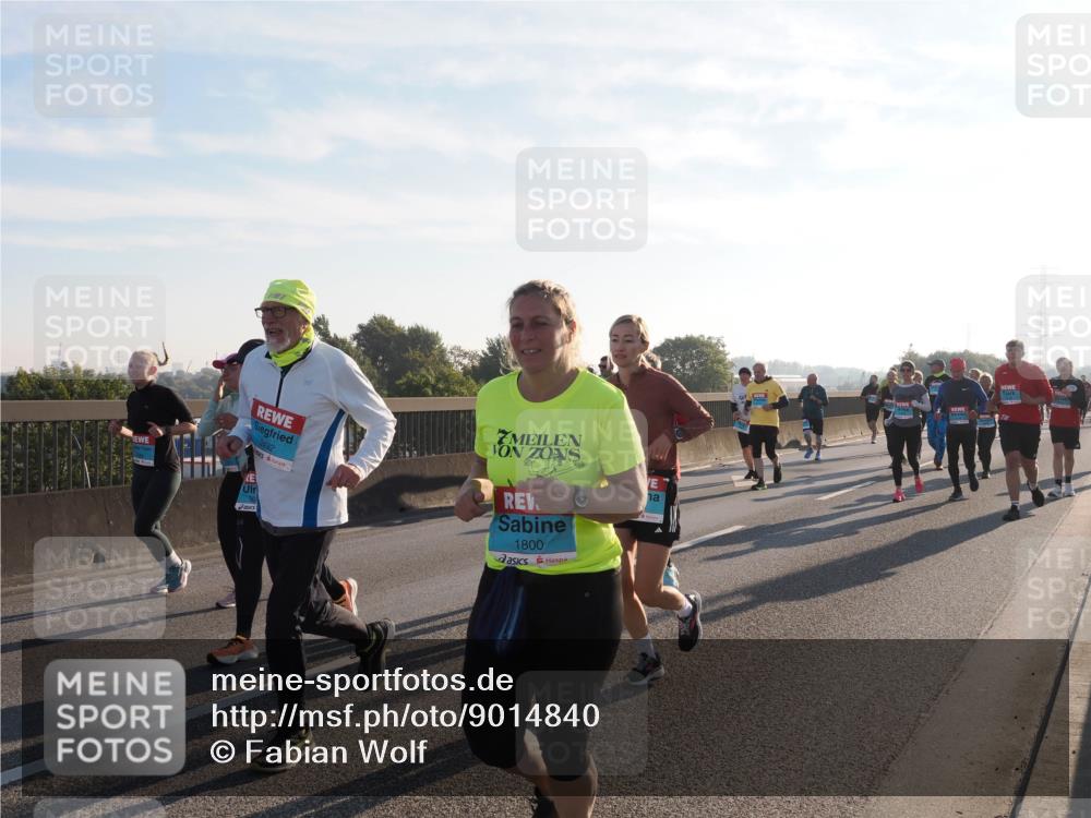 03.10.2025 - Köhlbrandbrückenlauf Fabian Wolf http://msf.ph/oto/9014840 03.10.2025 09:24:55 Position 3 2492, 1800 meine-sportfotos.de