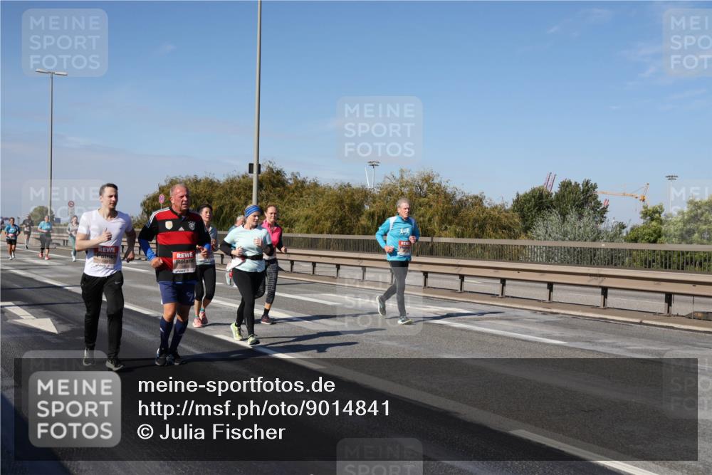 03.10.2025 - Köhlbrandbrückenlauf Julia Fischer http://msf.ph/oto/9014841 03.10.2025 13:11:08 Position 3  meine-sportfotos.de