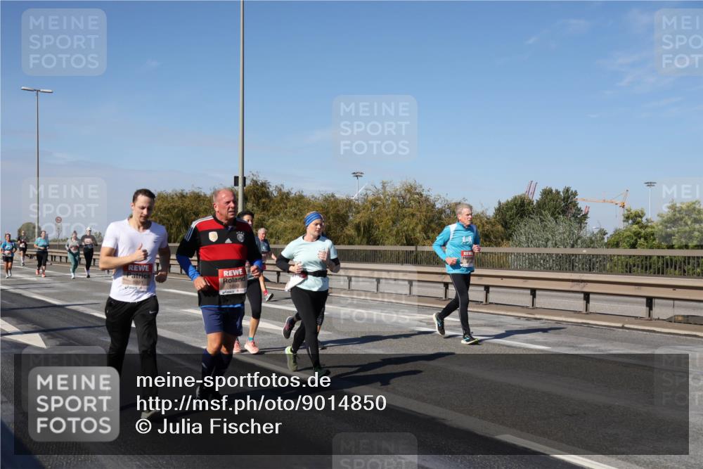 03.10.2025 - Köhlbrandbrückenlauf Julia Fischer http://msf.ph/oto/9014850 03.10.2025 13:11:09 Position 3 5891 meine-sportfotos.de