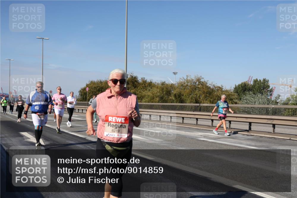 03.10.2025 - Köhlbrandbrückenlauf Julia Fischer http://msf.ph/oto/9014859 03.10.2025 13:11:13 Position 3 6219 meine-sportfotos.de