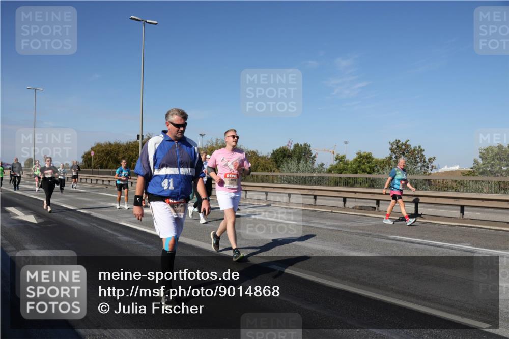 03.10.2025 - Köhlbrandbrückenlauf Julia Fischer http://msf.ph/oto/9014868 03.10.2025 13:11:17 Position 3 023 meine-sportfotos.de