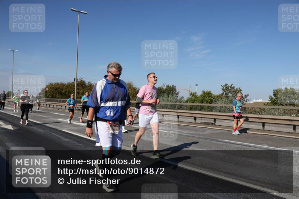 03.10.2025 - Köhlbrandbrückenlauf Julia Fischer http://msf.ph/oto/9014872 03.10.2025 13:11:17 Position 3 6023 meine-sportfotos.de