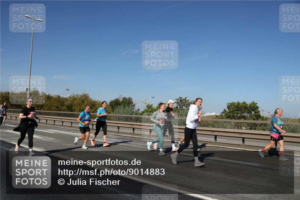 03.10.2025 - Köhlbrandbrückenlauf Julia Fischer http://msf.ph/oto/9014883 03.10.2025 13:11:19 Position 3  meine-sportfotos.de
