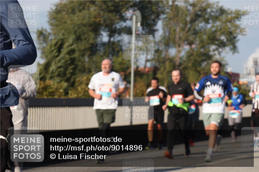 03.10.2025 - Köhlbrandbrückenlauf Luisa Fischer http://msf.ph/oto/9014896 03.10.2025 10:59:29 Position 3  meine-sportfotos.de