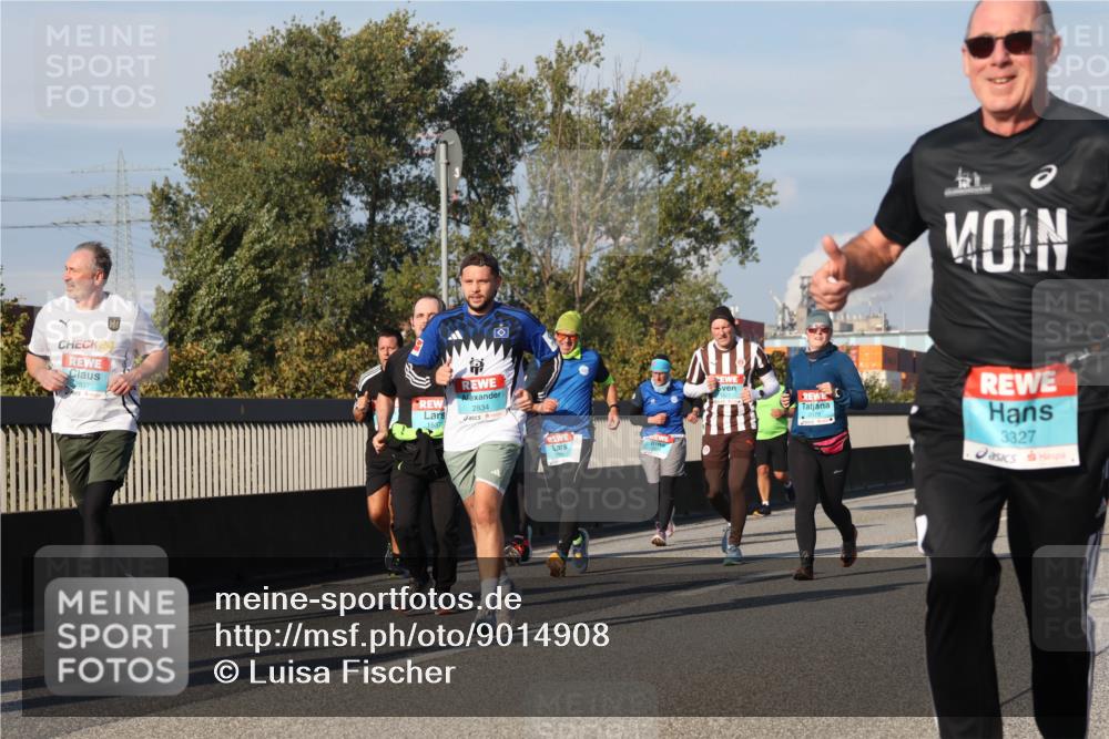 03.10.2025 - Köhlbrandbrückenlauf Luisa Fischer http://msf.ph/oto/9014908 03.10.2025 10:59:31 Position 3 24, 1537, 2834, 3327 meine-sportfotos.de