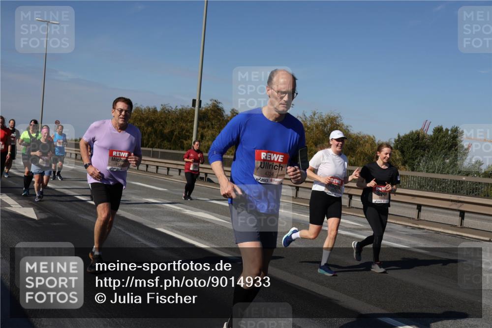 03.10.2025 - Köhlbrandbrückenlauf Julia Fischer http://msf.ph/oto/9014933 03.10.2025 13:11:28 Position 3 4734, 5174 meine-sportfotos.de
