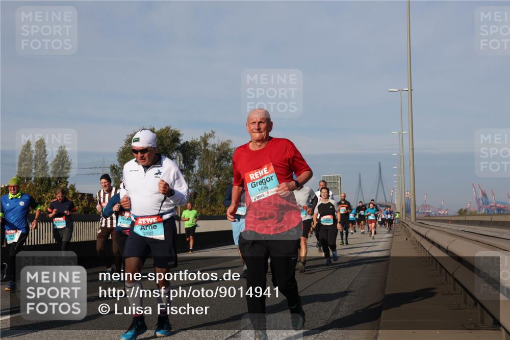 03.10.2025 - Köhlbrandbrückenlauf Luisa Fischer http://msf.ph/oto/9014941 03.10.2025 10:59:34 Position 3 2079, 2929, 1498 meine-sportfotos.de